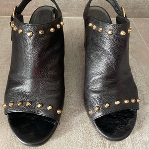 STUART WEITZMAN Leather Slingback Pumps